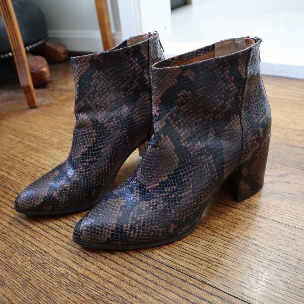 Brown snake print leather booties Steve Madden, gently used